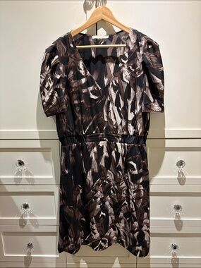 Maxandcleo V-Neck Short Sleeve Dress in Black and Brown